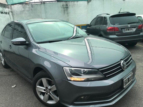 Volkswagen Vento 2.5 Advance Plus 170cv Tiptronic 2015