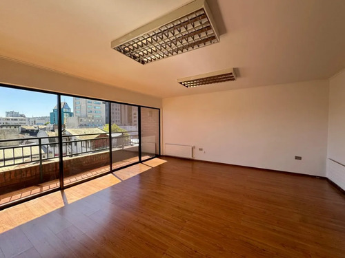 Oficina 2 Privados, Pleno Centro, Barros Arana