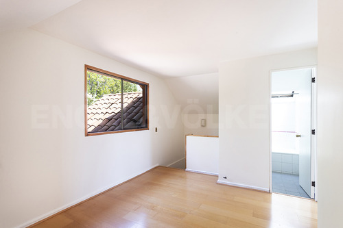Casa En Venta - San Carlos De Apoquindo