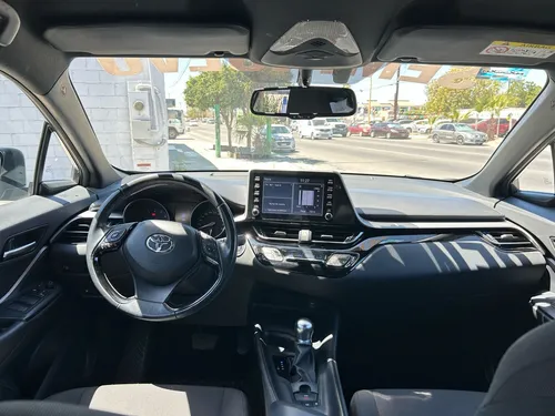 Toyota CH-R 2.0 Cvt