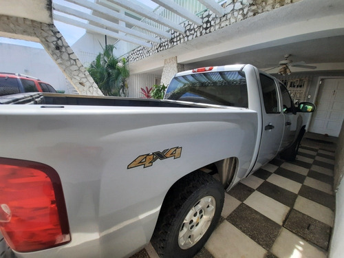 Chevrolet Silverado 2010 Doble Cabina