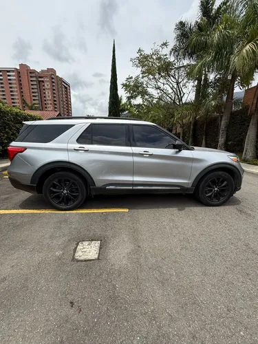 Ford Explorer Xlt 2020 Automática Único Dueño 7 Puestos 4x4
