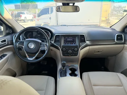 Jeep Grand Cherokee Laredo 2018