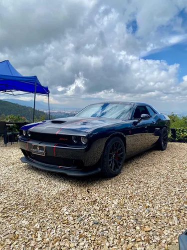 Dodge Challenger 707hp Hellcat