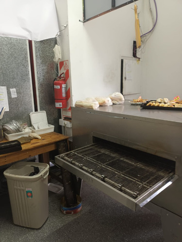Fondo De Comercio A La Venta Excelente Autoservicio Con Pizzeria .