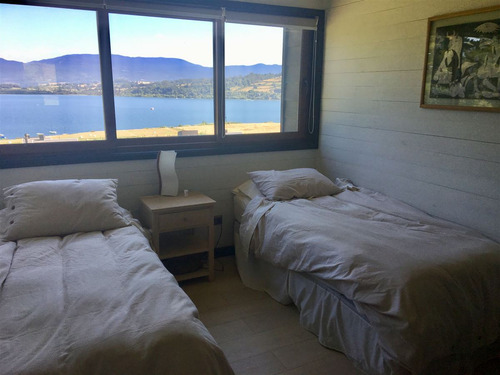 Casa En Venta De 4 Dorm. En Panguipulli