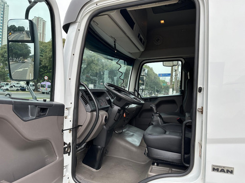 Vw 24-280 Constellation 2020 6x2 Leito Teto Alto Financia