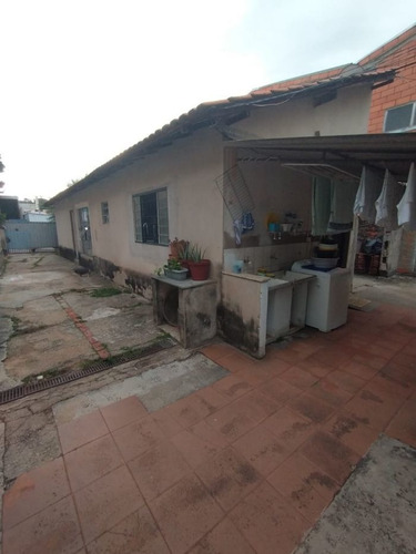 Casa À Venda Na Rua Aníbal Costa Dias, Vila Lucy, Sorocaba - Sp - Liv-10865