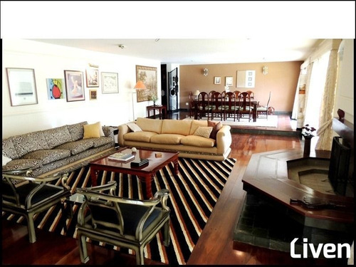Imagem 1 de 30 de Sobrado Com 690 M² No Quinta Das Flores!! - So0885