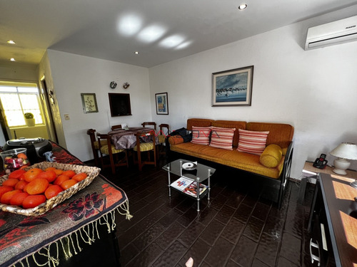1 Dormitorio Reciclado, Ascensor, Garaje, Baulera Balcón Y Gastos Bajos