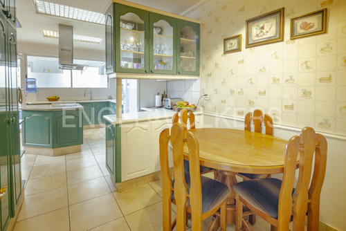 Casa Con Amplio Jardín En El Huinganal