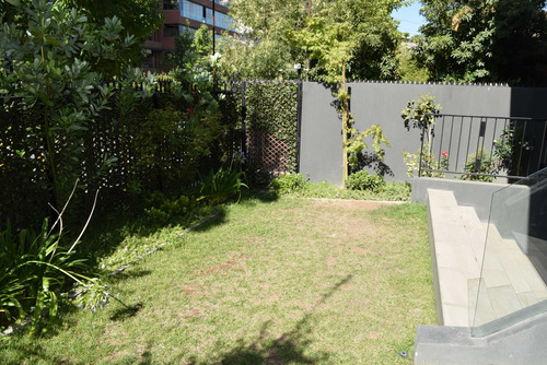 Lindo Dúplex Con Patio, Mar Jónico, Vitacura (84316)