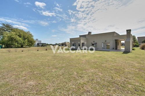 Casa Venta Prados Del Oeste Moreno