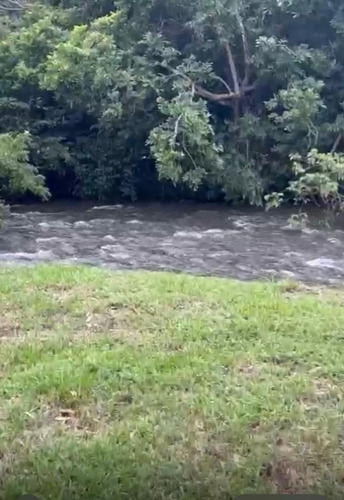 Terreno En Venta En Roca Partida Con Río Cruzando La Propiedad Y Nacimiento De Agua Dulce