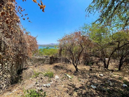 Terreno En Tequesquitengo Con Vista Al Lago