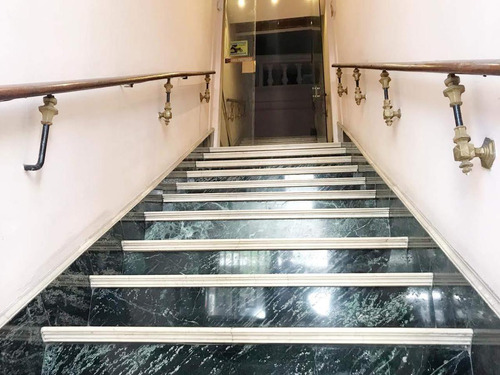 Venta Con Renta Reciclada Con Habilitación Para Centro De Estética Y Consultorio En Constitución