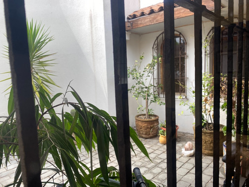 Estupenda Casa Estilo Chilena De Un Piso Con Gran Terreno