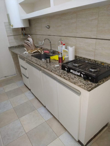Alquilo Oficina/consultorio