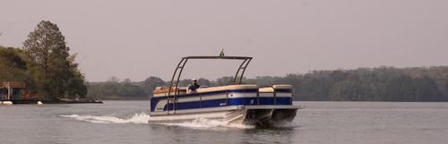 Lancha Pontoon F Boat 9500 Duplo Deck, Com Motor Mercury 300
