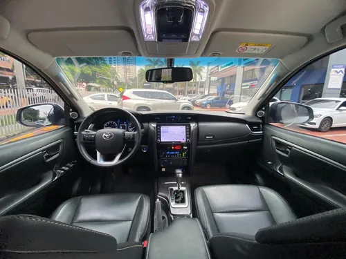 Toyota Fortuner Srv 2022 4000cc 4x4 Aut