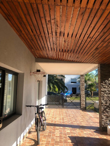 Casa En Venta En Canning Barrio Malibu
