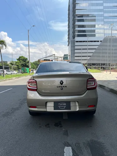 Renault Logan 1.6 Authentique