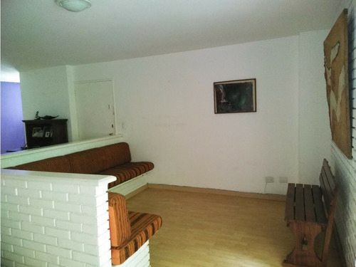 Amplio Apartamento En Venta Bien Ubicado En Santa Eduvigis