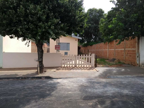 Casa Com Terreno Grande (chácara)