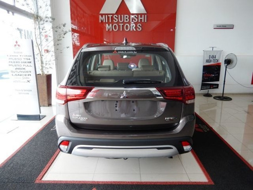 Imagem 4 de 12 de Mitsubishi Outlander Hpe-s 2.2 Di-d Awd, Oferta Exclusiva