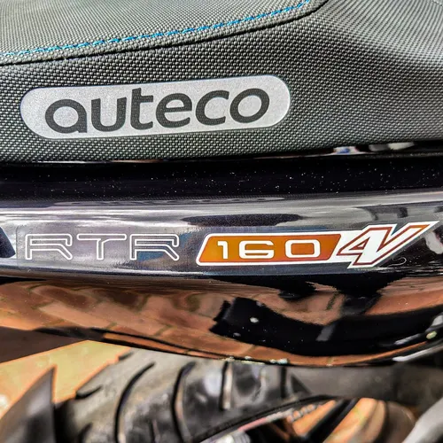 Tvs Apache Rtr 160 Gris 2026