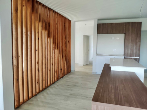 Imagen 13 de 30 de Vendo Increible Casa En Haras, 5 Habitaciones Enormes Y Terminaciones Unicas!!
