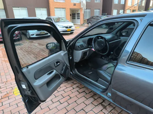 Renault Clio II 1.6 F.Ii Dynamique