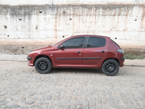 Imagem 1 de 10 de Peugeot 206 2004 1.0 16v Techno 5p