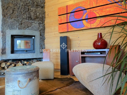 Imagen 6 de 30 de Casa En Pucón, Club De Campo Los Riscos.
