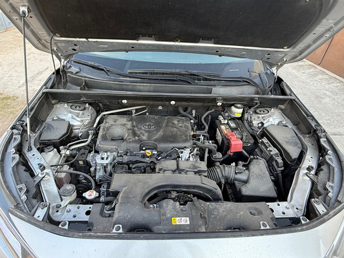 Toyota RAV4 2.5 Le 204hp At