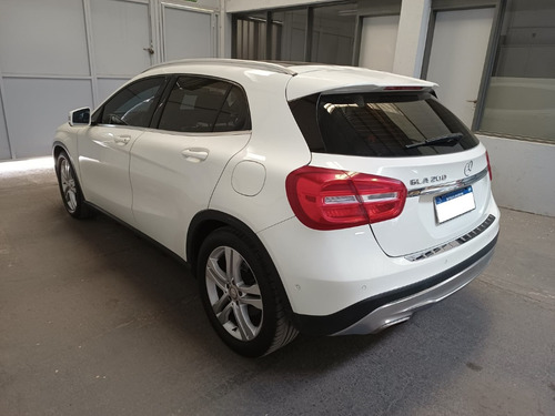 Mercedes-Benz Clase GLA 1.6 Gla200 Urban 156cv