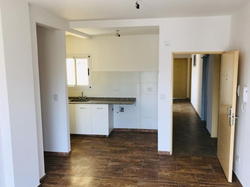 Imagen 5 de 12 de Departamento En Venta En San Miguel