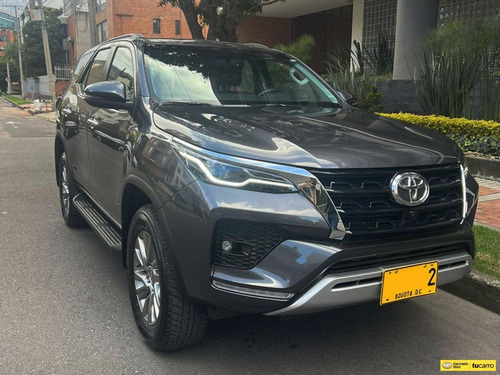 Imagen 3 de 25 de Toyota Fortuner Srv 4x4 2.7 Gasolina Entrega Inmediata Estre