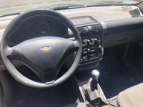 Imagen 8 de 9 de Chevrolet Corsa Classic Ls 1.4 Automania