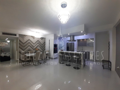 Imagen 11 de 19 de Apartamento Lujoso Y Moderno En Arivana Plaza Puerto Ordaz