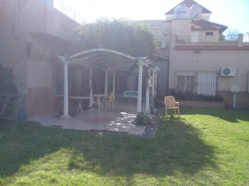 Imagen 27 de 28 de Importante Chalet De 6 Ambientes Sobre Doble Lote
