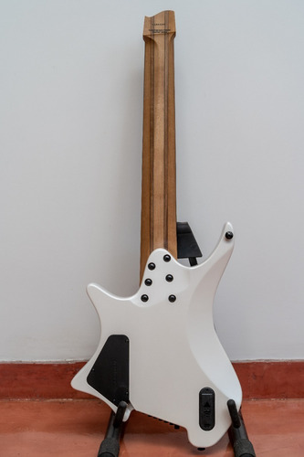 Strandberg Boden Metal 8 (oficial) En Stock!!!