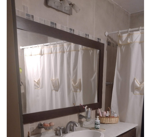 Casa Chalet 7 Ambientes En Parque Leloir Dueño Vende. Con Gran Parque Arbolado , Pileta Y Parrilla