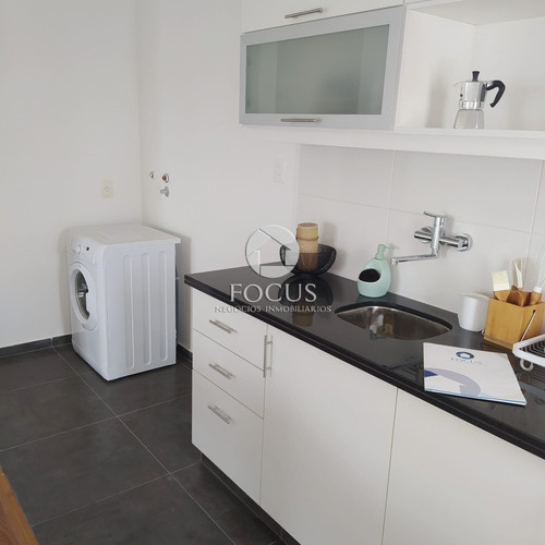 Imagen 8 de 13 de Venta Apartamento 1 Dormitorio, Con Garaje Y Box. Pocitos
