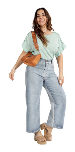 Imagen 1 de 4 de Blusa Remera De Poplin Manga Corta Puntillas Talles Grandes