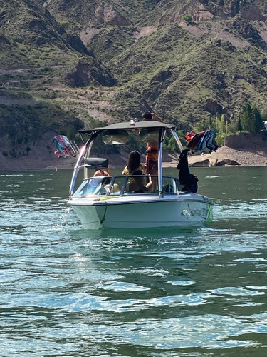 Imagen 7 de 10 de Lancha De Wakeboard Y Wakesurf Skywake X20