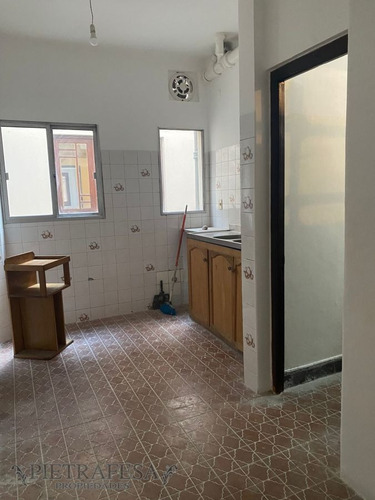 Imagen 8 de 16 de Apartamento En Venta 3 Dormitorios, 1 Baño- Eduardo Acevedo-cordón