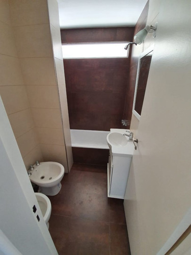 Imagen 5 de 13 de Departamento En Venta En Flores
