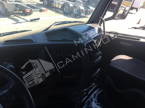 Caminhão Volvo Fh 460 6x4 T