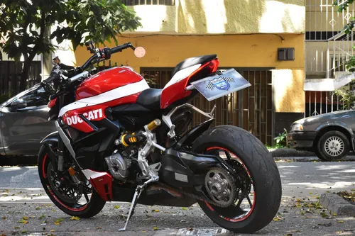 Ducati Streetfighter V2 2022